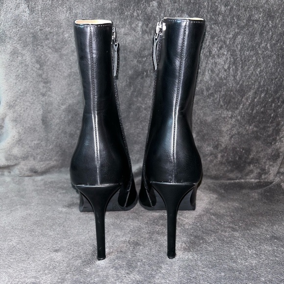NWOT Journee Collection Size 9.5 Black Side Zip Pointed Toe Bootie Heels - Picture 3 of 6